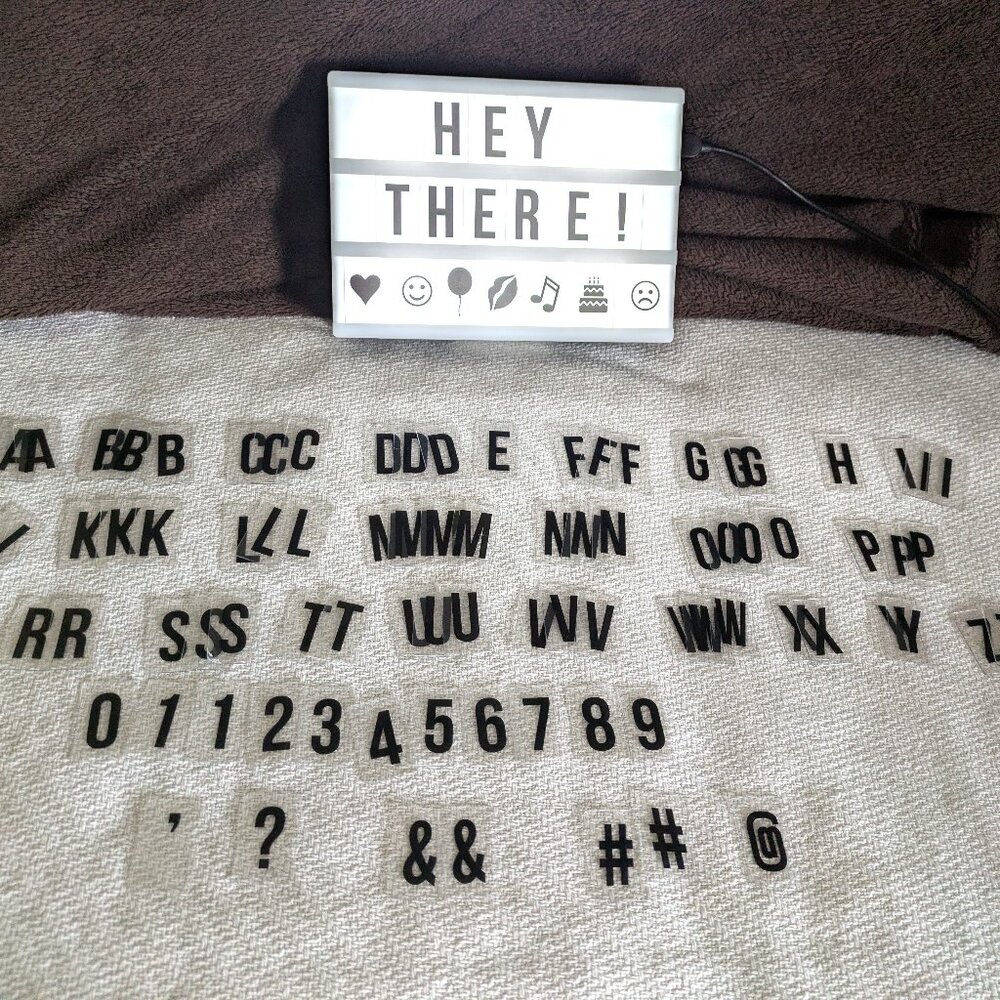 LED Message Light Box w/Changeable Letters, Numbers & Symbols